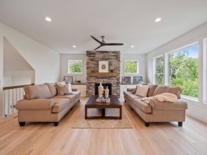 Custom home building